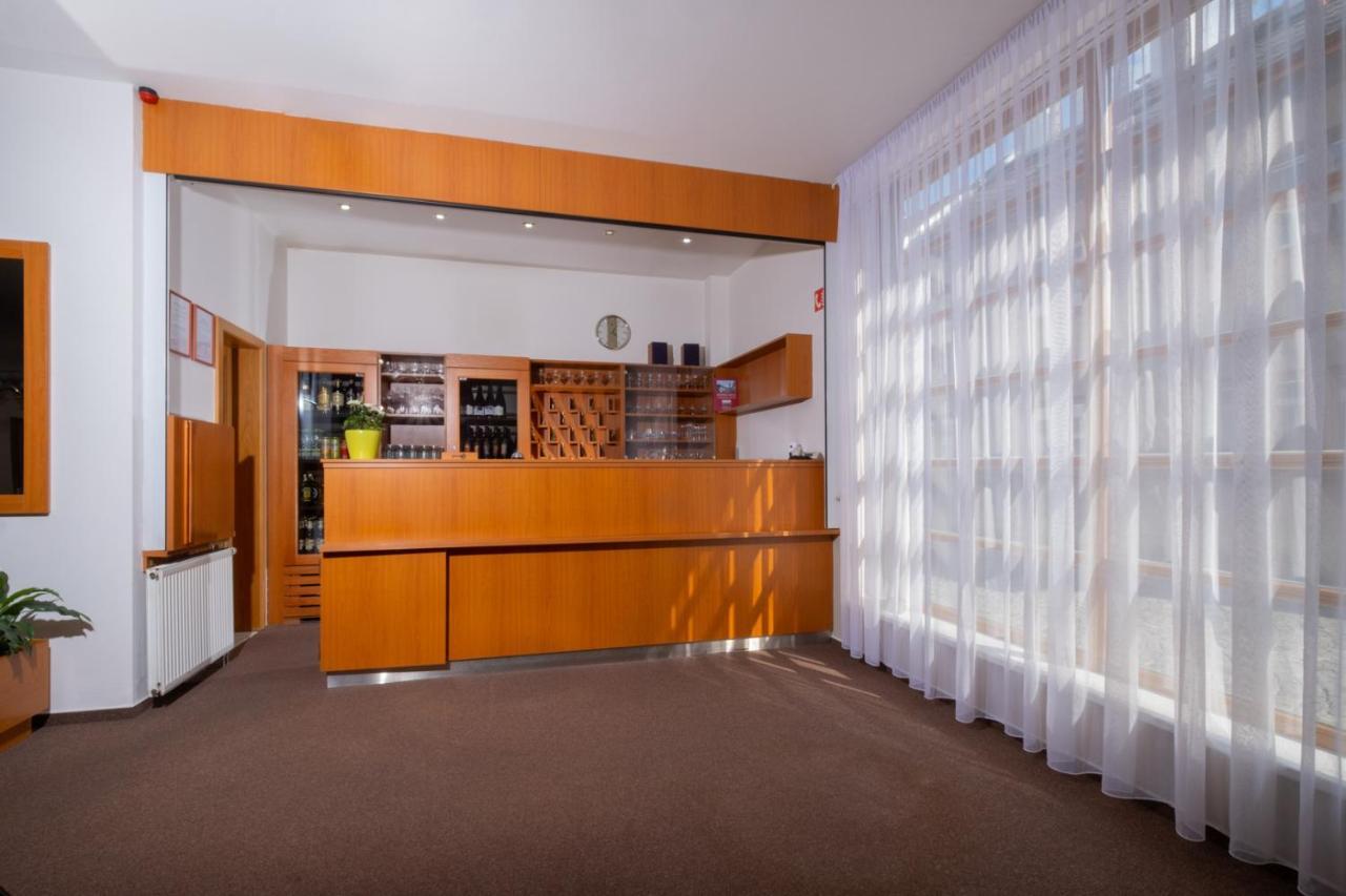Hotel Mohelnice Luaran gambar
